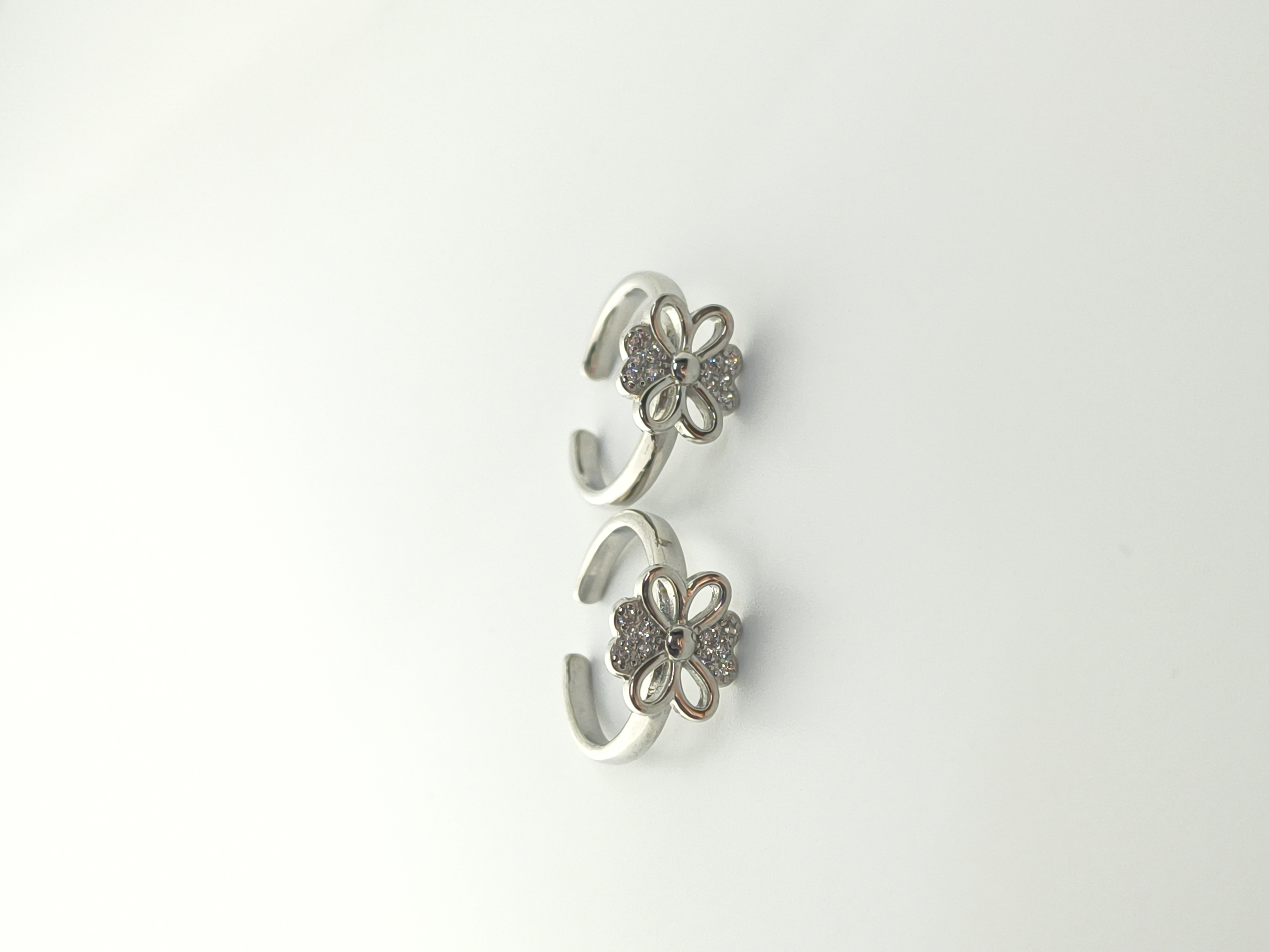 925 Sterling Silver & CZ Diamond-Cut Floral Toe Rings  - Hover view