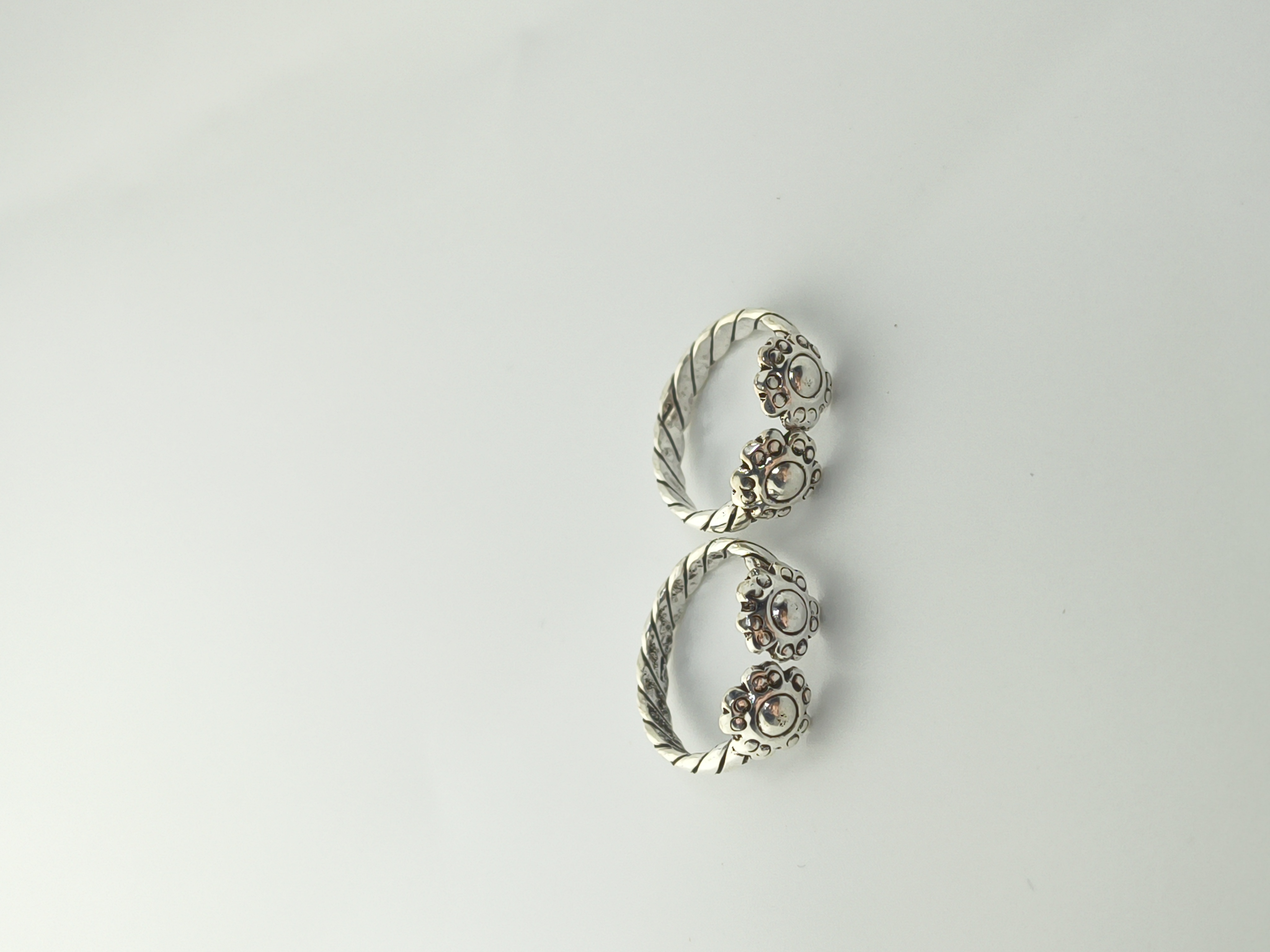 925 Oxidised Silver Double Floral Toe Rings - Hover view